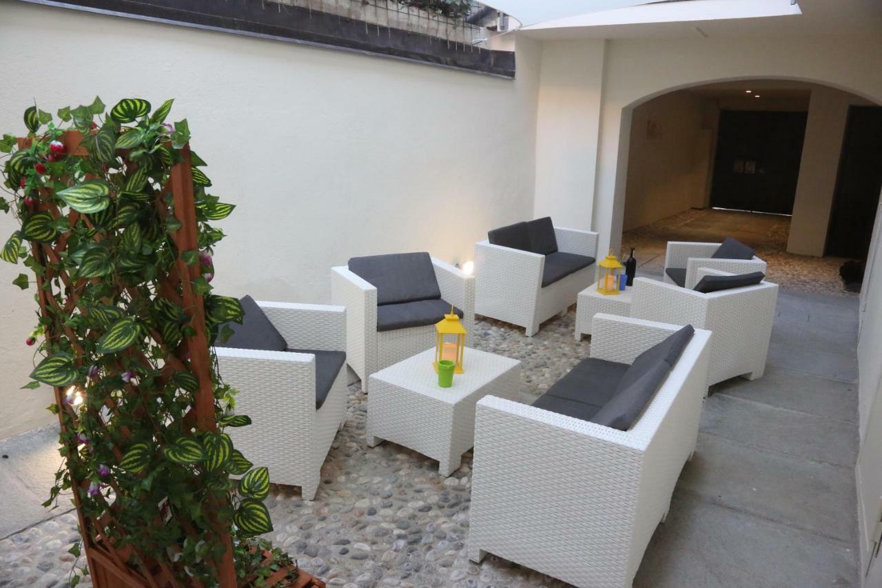 Trifulhouse Holiday Apartments Алба Екстериор снимка