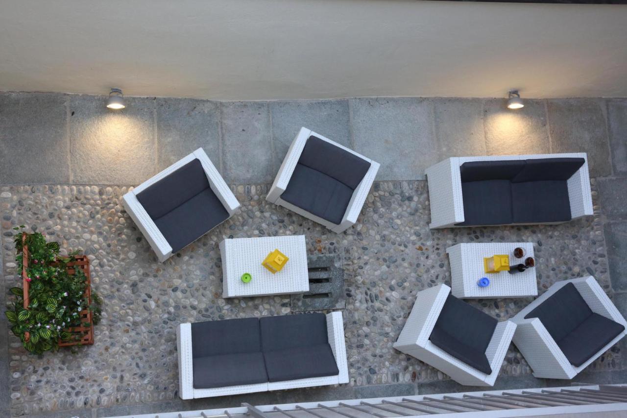 Trifulhouse Holiday Apartments Алба Екстериор снимка